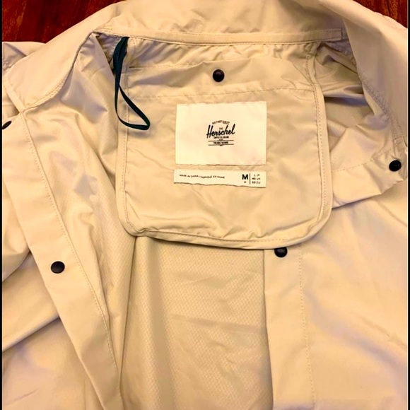 Brand New Herschel Spring Jacket - Picture 2 of 2